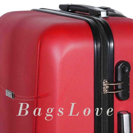 Чемодан BЧ000004