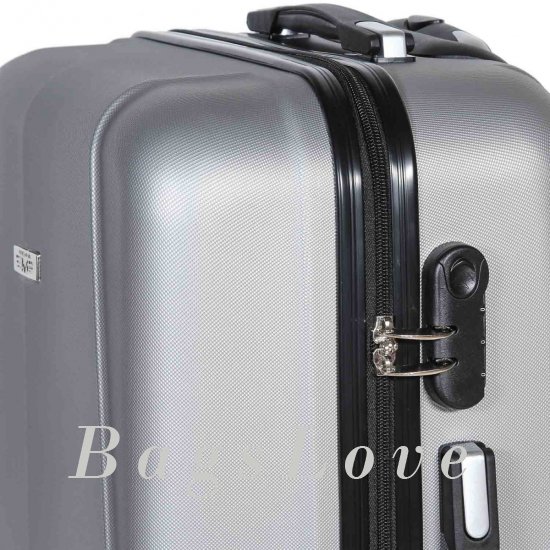 Чемодан BЧ000009