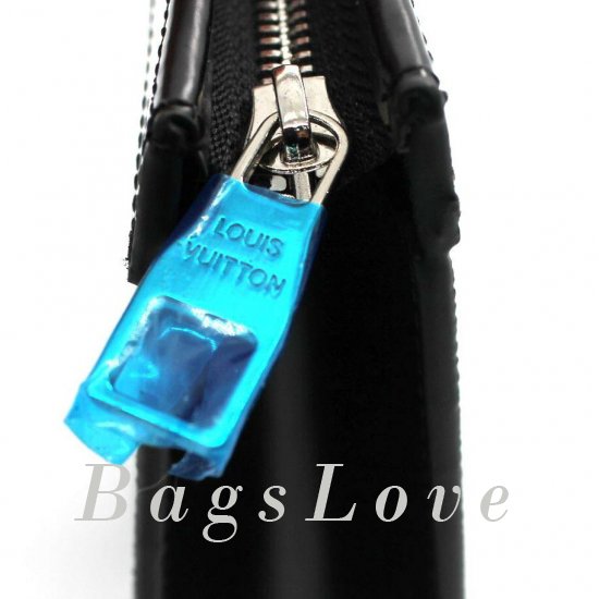 Клатч Louis Vuitton B104422