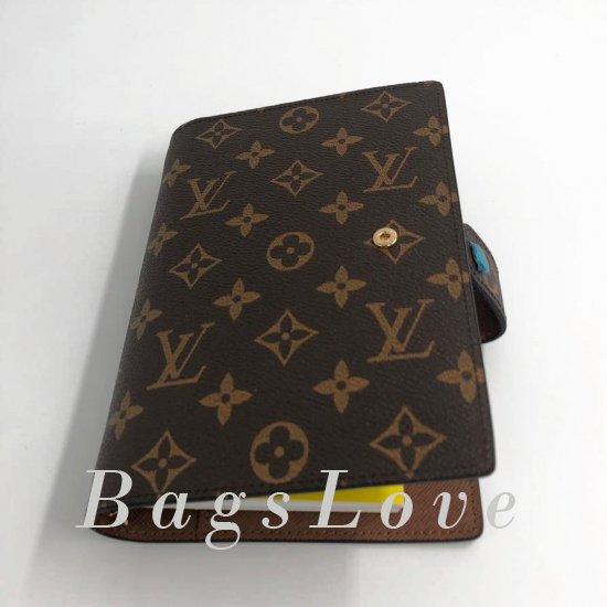 Обложка Louis Vuitton B104509