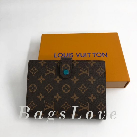 Обложка Louis Vuitton B104509