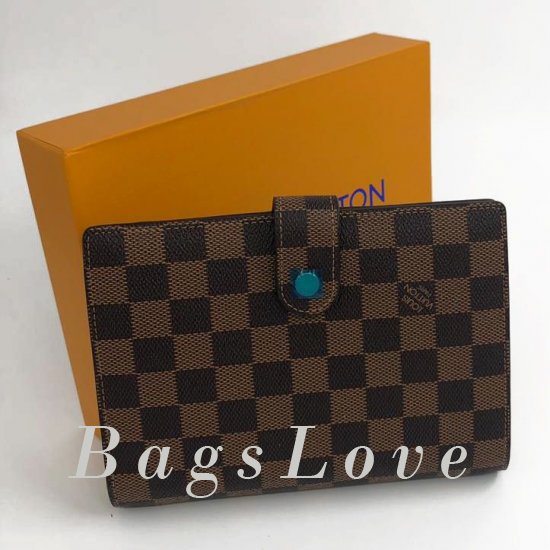 Обложка Louis Vuitton B104510