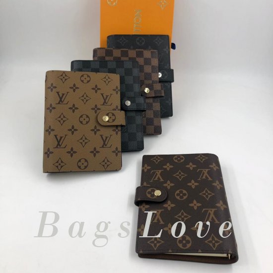 Обложка Louis Vuitton B104512