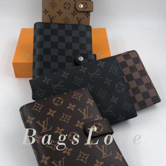 Обложка Louis Vuitton B104512