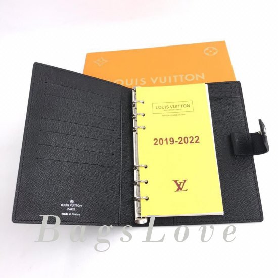 Обложка Louis Vuitton B104512