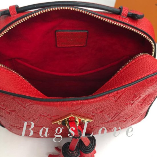 Клатч Louis Vuitton B104592