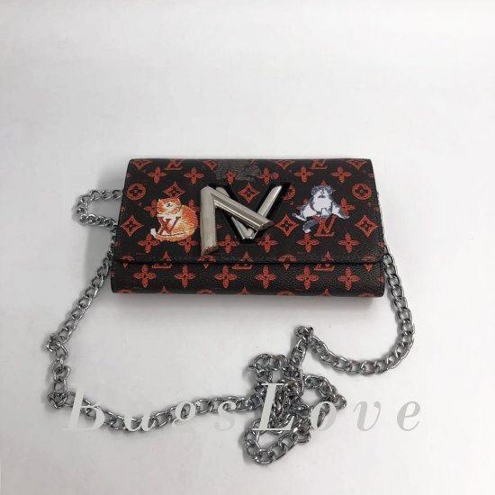 Клатч Louis Vuitton B104665