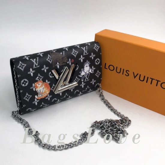 Клатч Louis Vuitton B104666