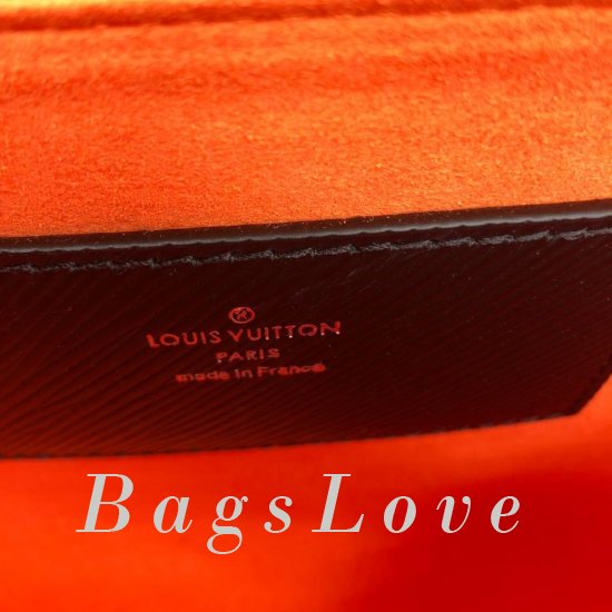 Клатч Louis Vuitton B104705