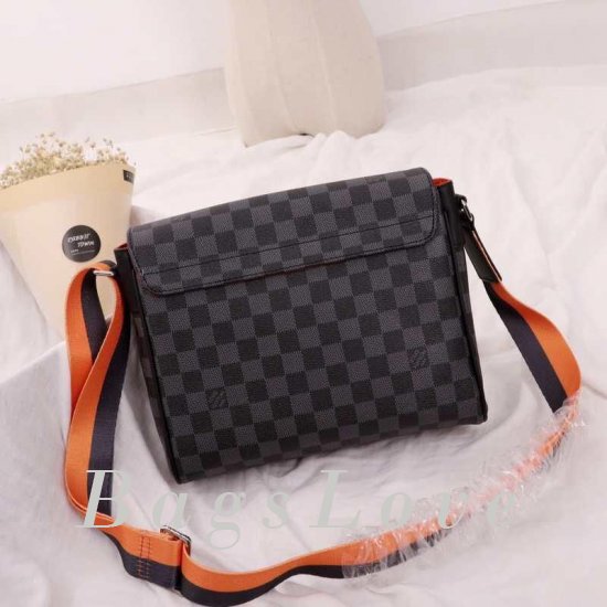 Женская сумка Louis Vuitton (Луи Виттон) B104732
