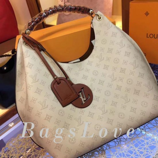Женская сумка Louis Vuitton (Луи Виттон) B104802