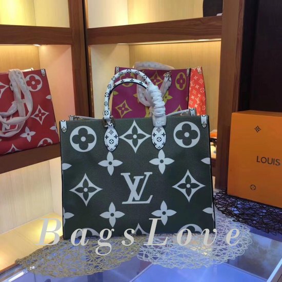 Женская сумка Louis Vuitton (Луи Виттон) B105076