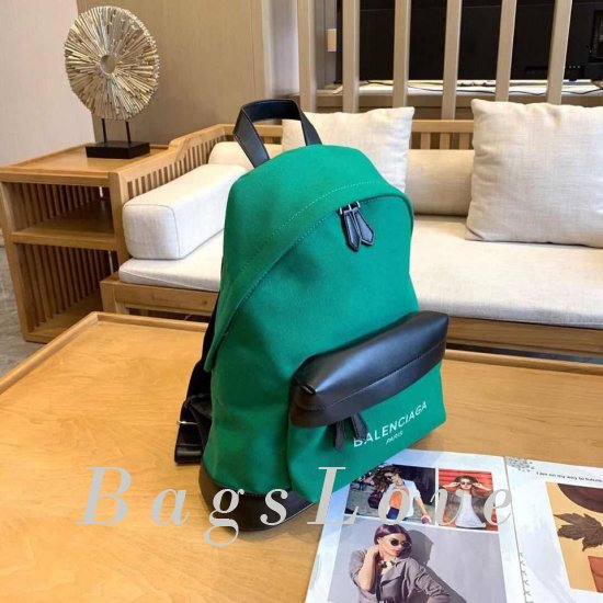 Женский рюкзак Balenciaga (Баленсиага) B105204