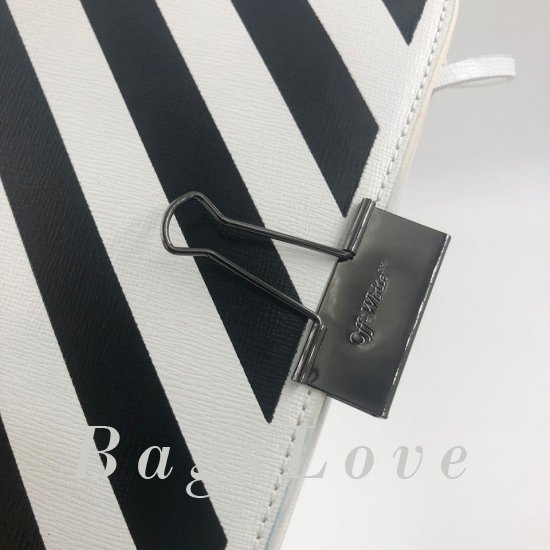 Женская сумка Off-White (Офф Вайт) B105218