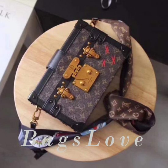 Клатч Louis Vuitton B105236