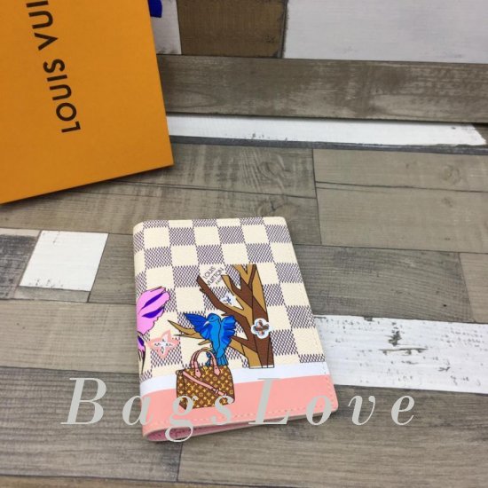 Обложка Louis Vuitton BЭ1105318