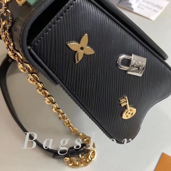 Клатч Louis Vuitton B105275