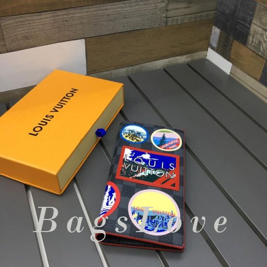 Обложка Louis Vuitton BЭ1105346