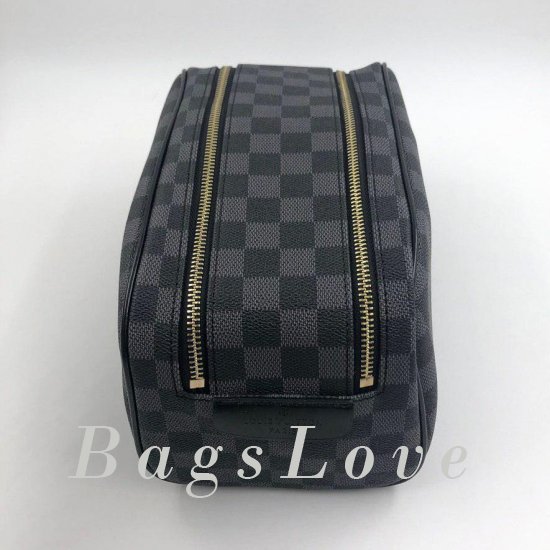 Клатч Louis Vuitton B105358