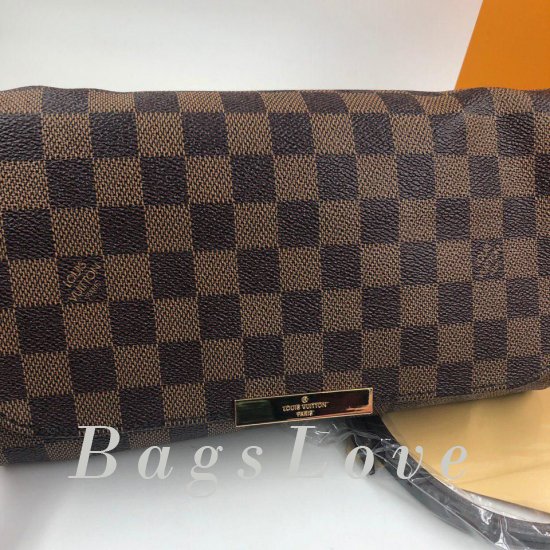 Клатч Louis Vuitton B105414
