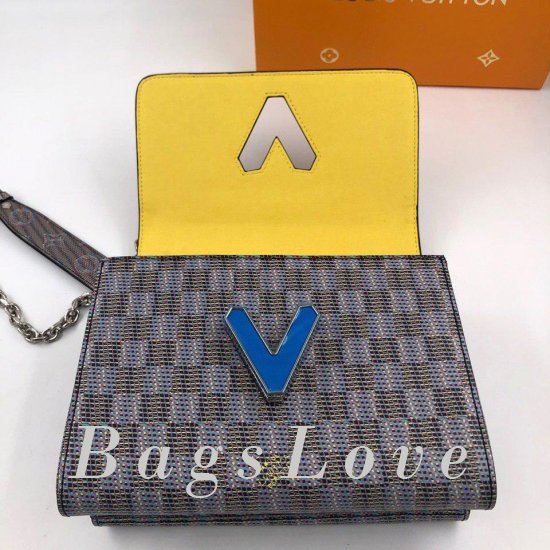 Клатч Louis Vuitton B105605