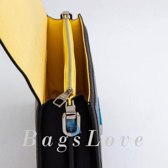 Клатч Louis Vuitton B105752