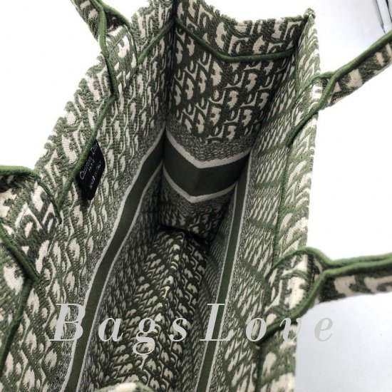 Женская сумка Christian Dior (Кристиан Диор) B105885