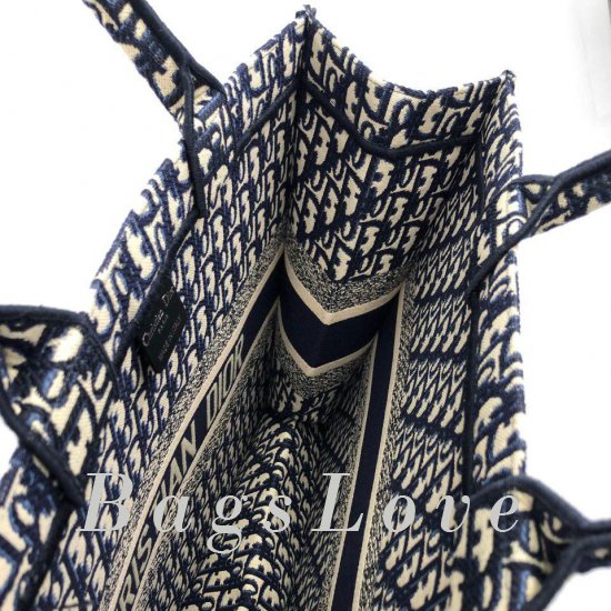 Женская сумка Christian Dior (Кристиан Диор) B105887